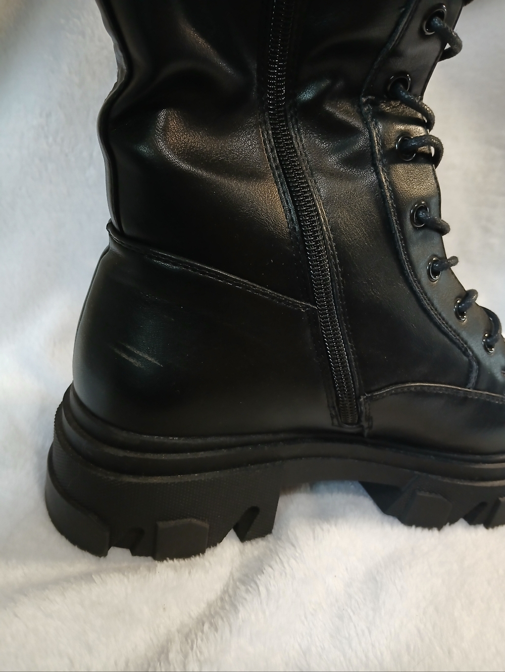 Dream Pairs Size 10 Stomper Boots - Picture 2 of 5